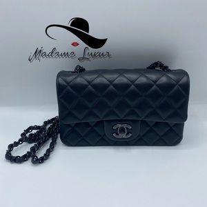 ❌SoLD❌🖤Chanel mini rectangular lambskin so black 21B🖤